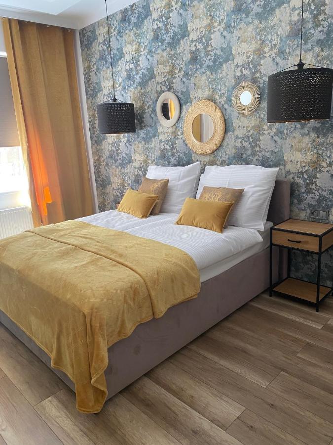 Apartament Bellapola Loft Nysa Bagian luar foto